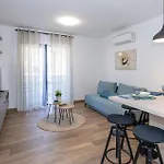 2 Bedroom Gorgeous Apartment In Blace Apartmán Blace