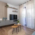 2 Bedroom Gorgeous Apartment In Blace *