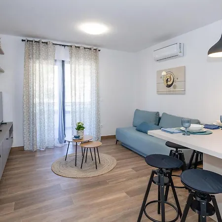 Stunning In With House Sea View Apartman Blace